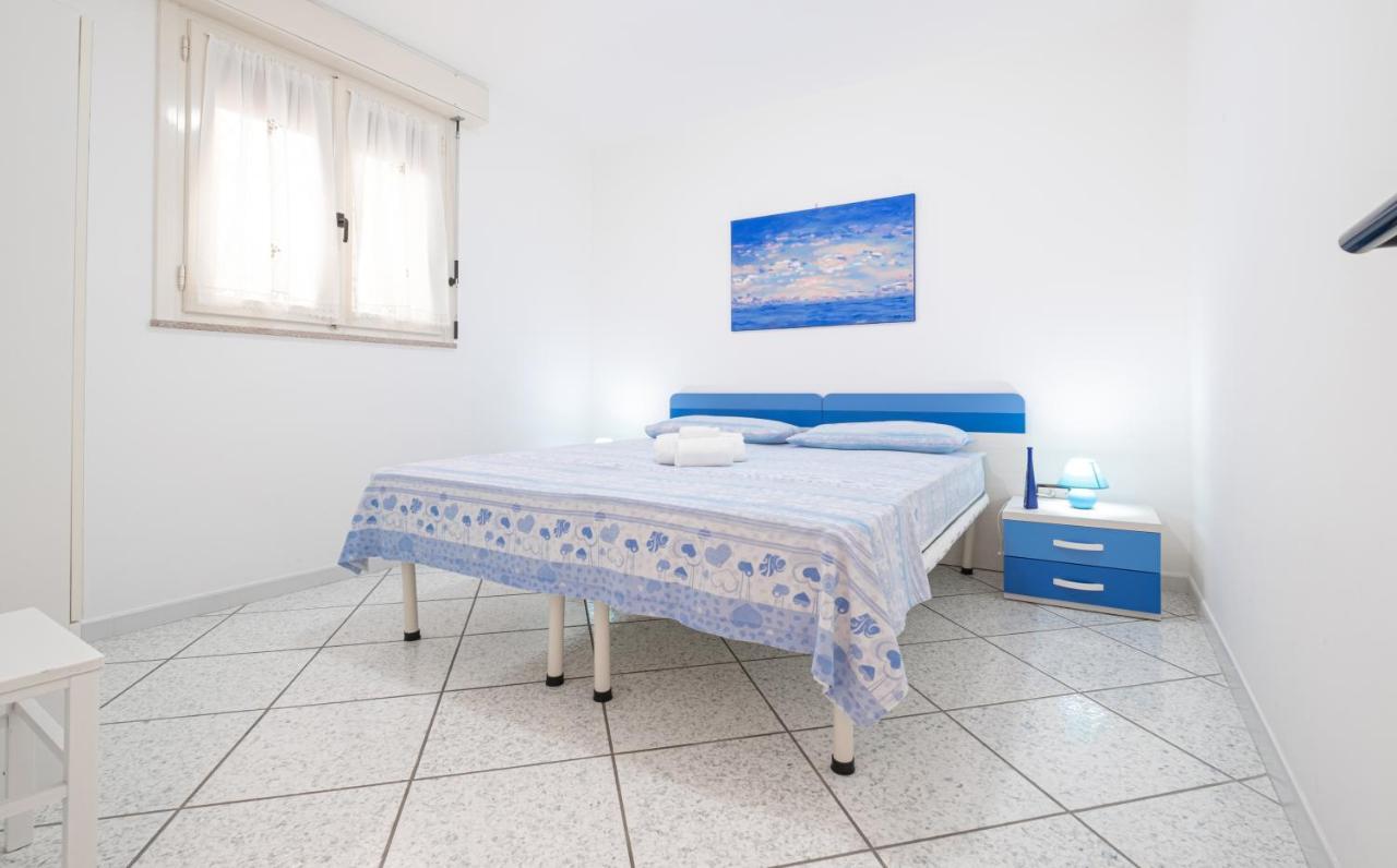 Dimora Giusy Vista Mare Pescoluse Villa Marina Di Pescoluse Exterior photo